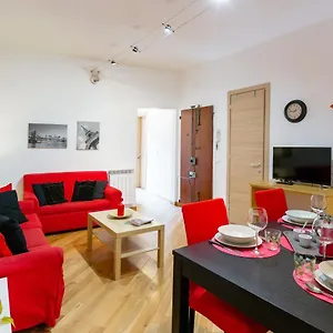  Appartamento Piazza Delle Vettovaglie Historic Center Flat Italia