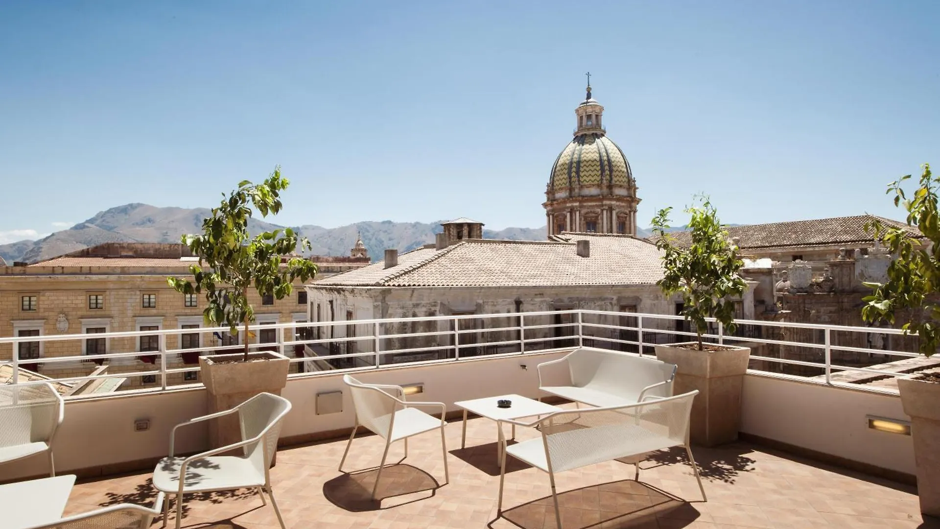 B&B Hotel Palermo Quattro Canti contacts